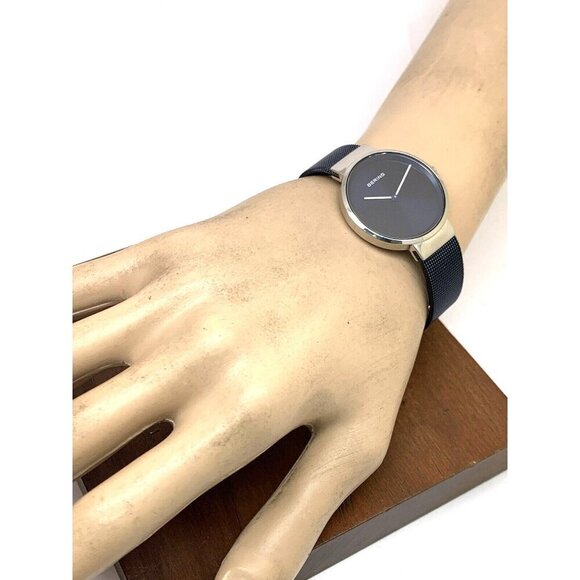 Bering Women's Watch 14531-307 Quartz Silver Blue Dial Mesh Stainless St… - Picture 4 of 13